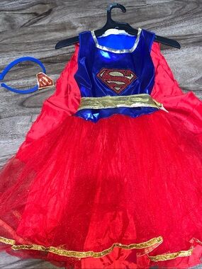 Girls superwoman Costume size small
